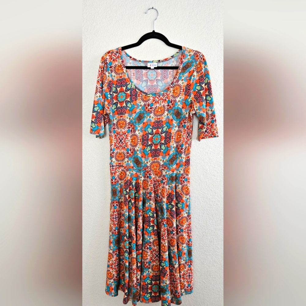 LuLaRoe Size L "Nicole" dress